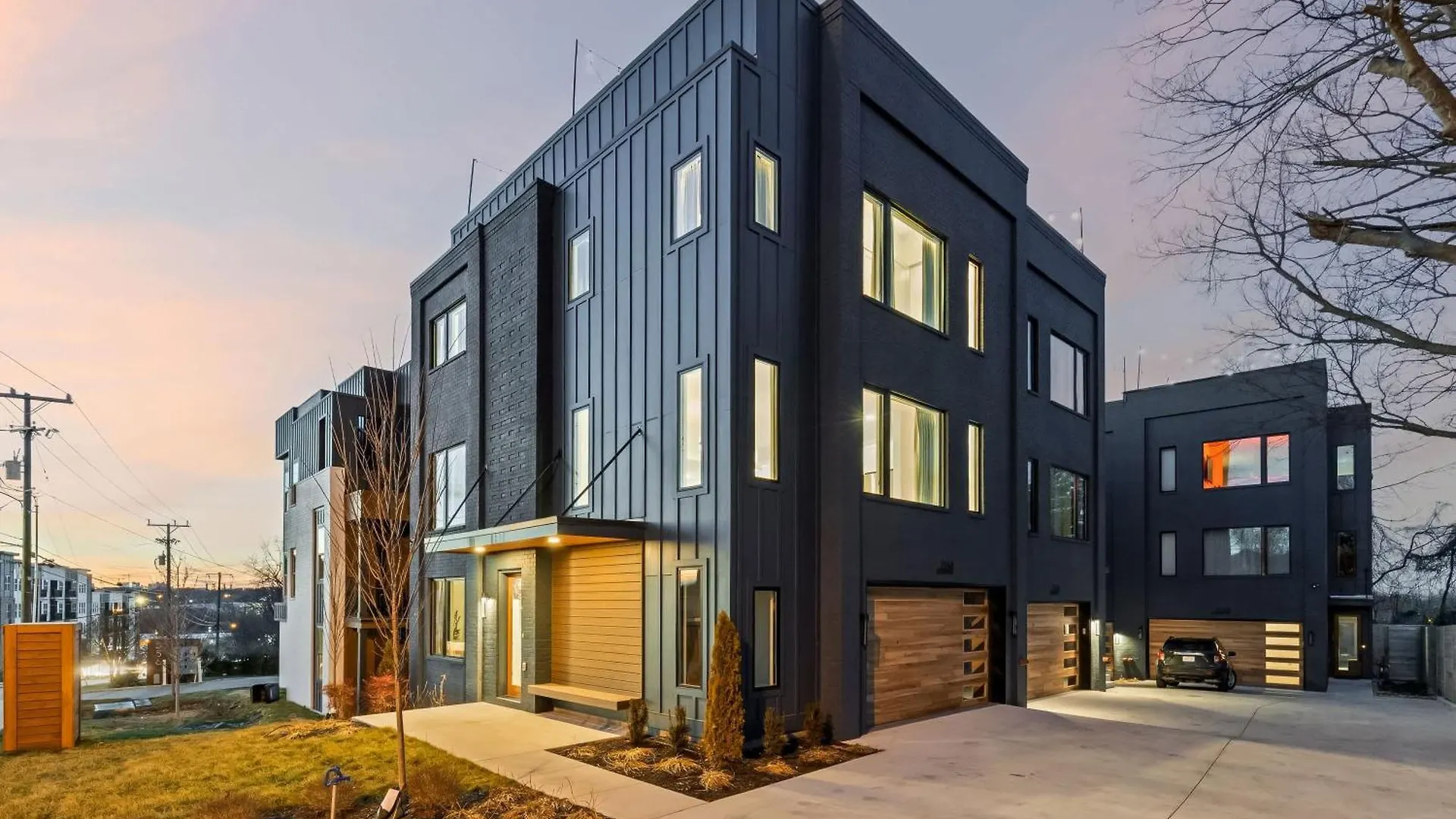 Holiday home 4 Rooftop Decks 4 Hot Tubs Game Rooms & Sauna Nashville United States