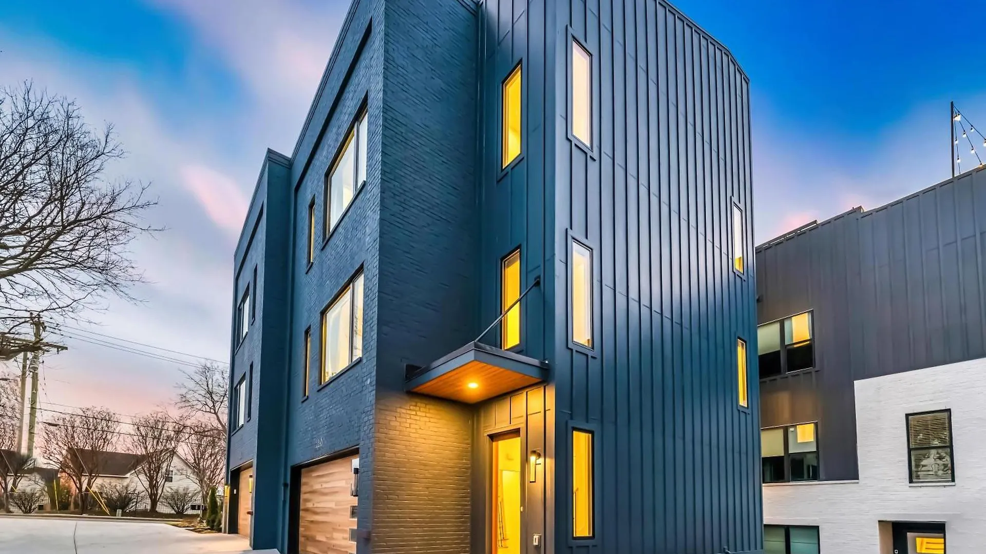 Holiday home 4 Rooftop Decks 4 Hot Tubs Game Rooms & Sauna Nashville